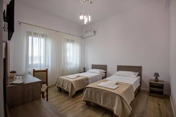 Фотографии Гостевой дом Airport House г. Отопень (Румыния) №4 Фото Гостевой дом Airport House г. Отопень 4