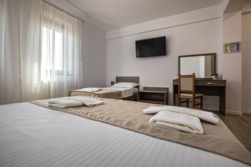 Фотографии Гостевой дом Airport House г. Отопень (Румыния) №2 Фото Гостевой дом Airport House г. Отопень 2