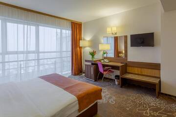 Фото номера Представительский номер Отель RIN Airport Hotel г. Отопень 7